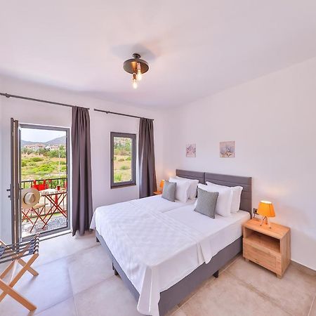 Thomas Suites Датча Екстериор снимка