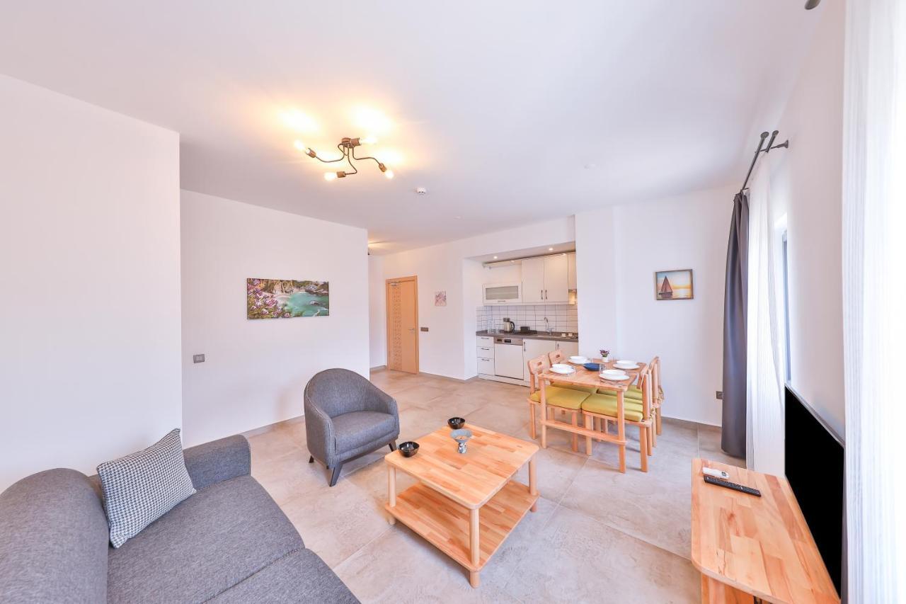 Thomas Suites Датча Екстериор снимка