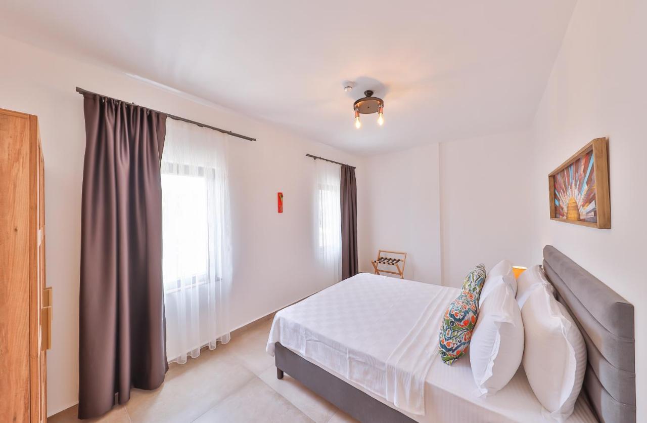 Thomas Suites Датча Екстериор снимка